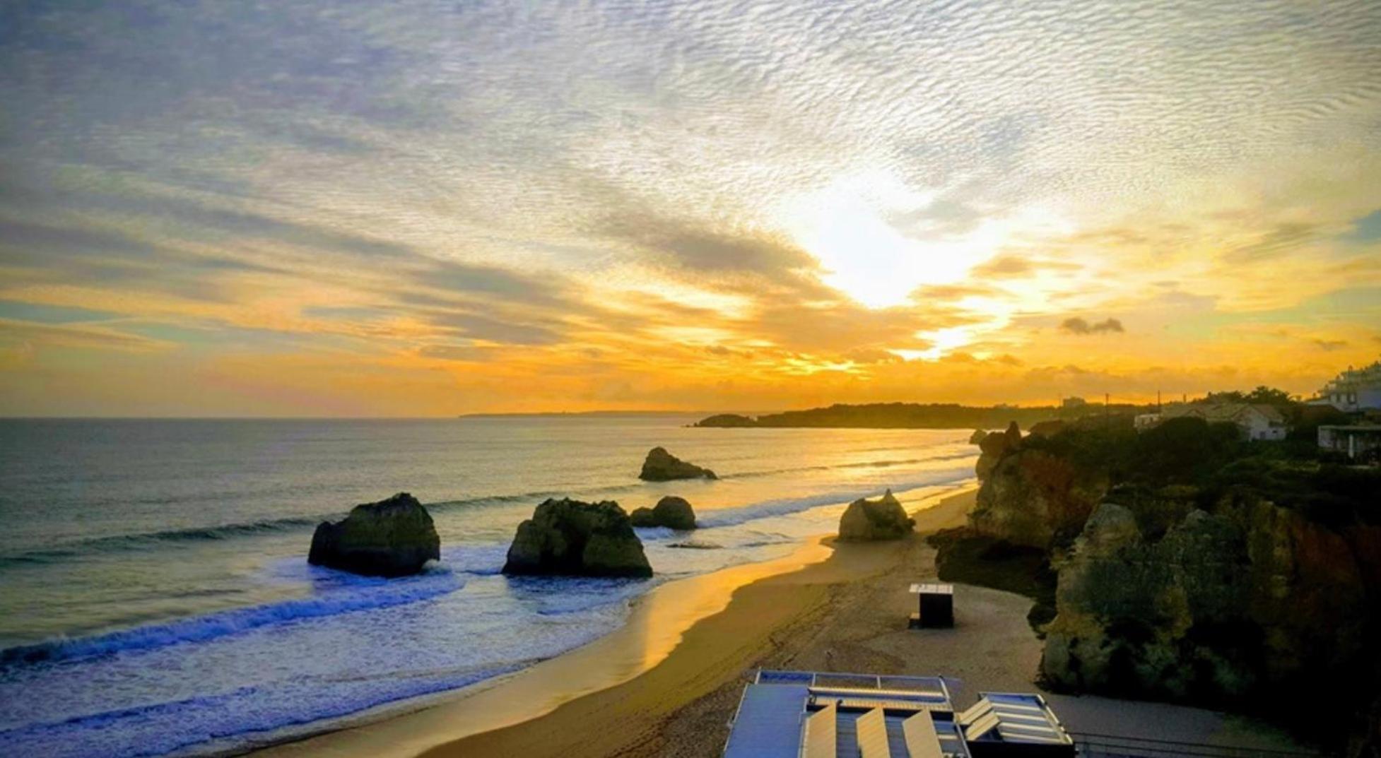 Portugal Algarve Beach Apartment Portimao Exterior photo